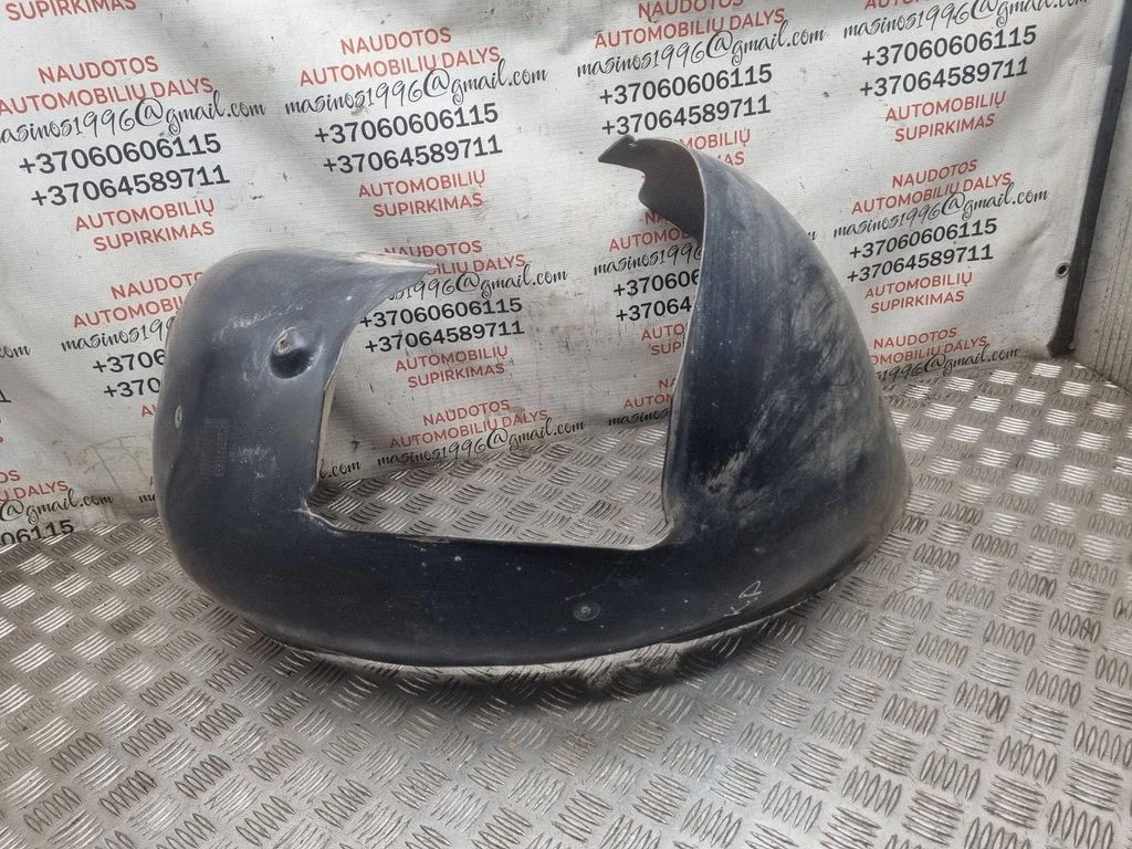 Front wheel arch liner splash guards 3C0805977