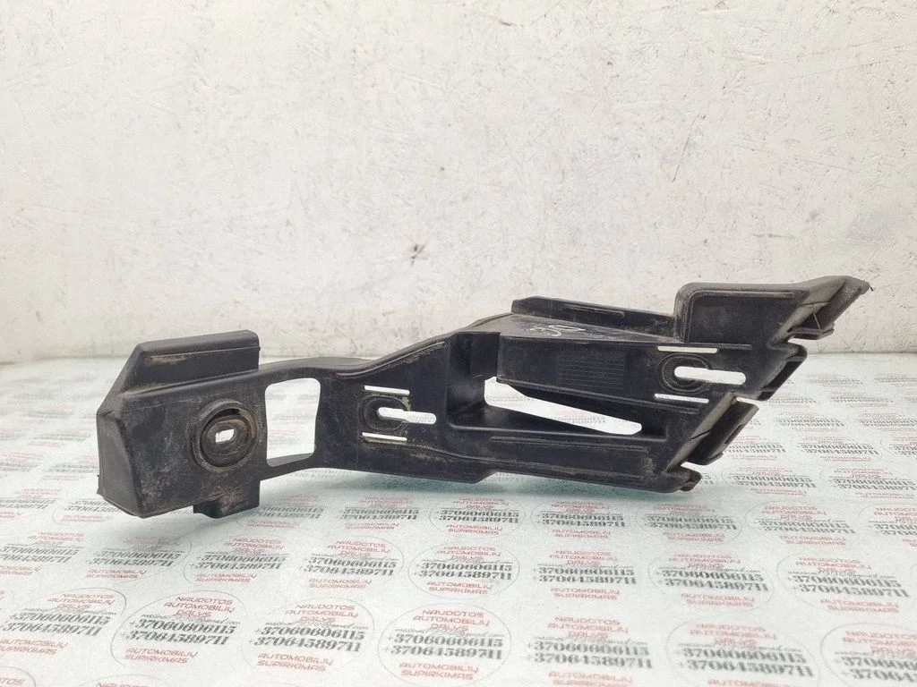 Rear bumper mounting bracket 1K6807394