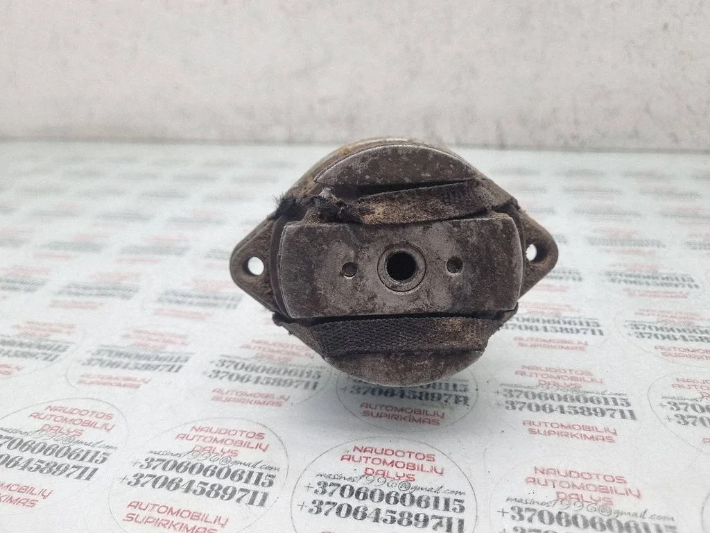 Gearbox mount