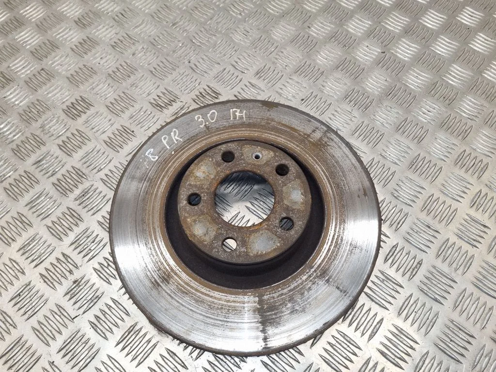 Priekšējais bremžu disks