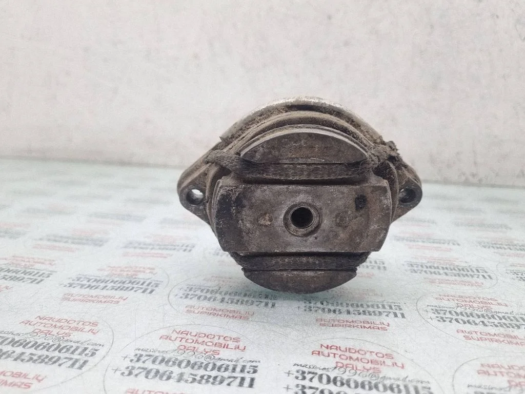 Gearbox mount