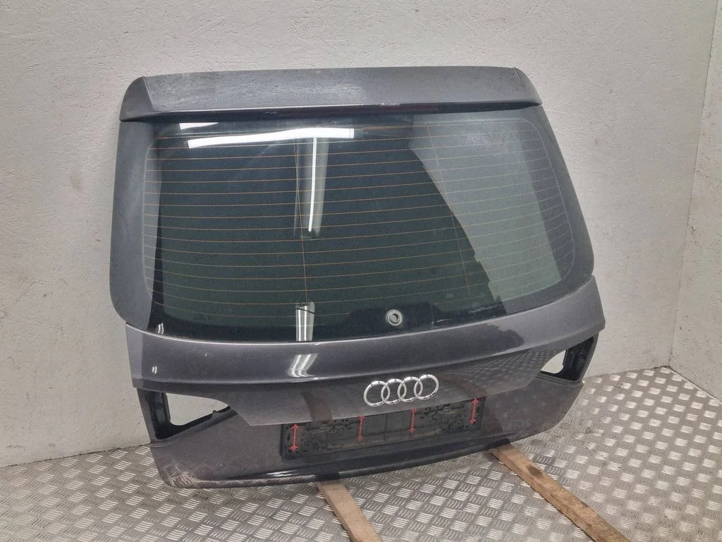Tailgate/trunk/boot lid