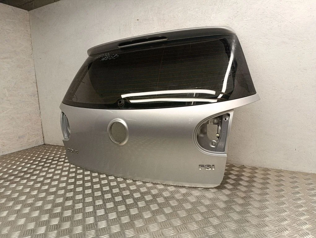 Tailgate/trunk/boot lid
