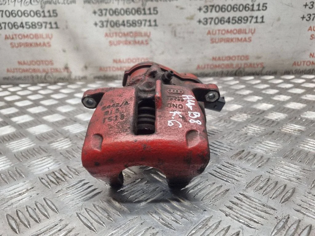 Rear brake caliper – rear left