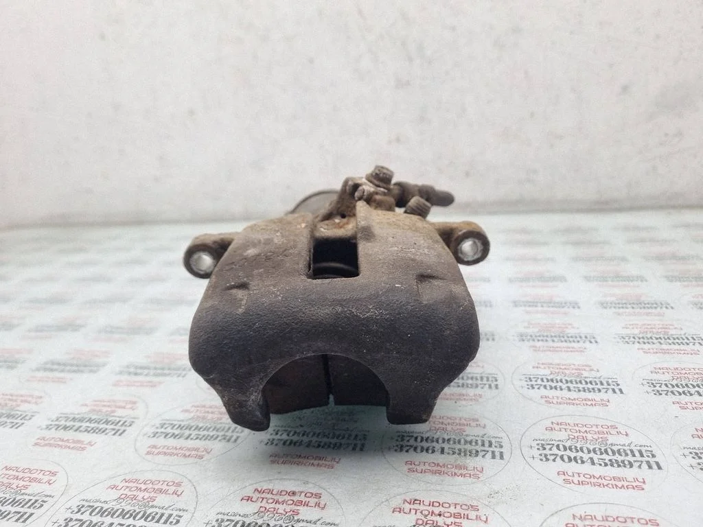 Tagumine pidurisadul – tagumine vasak