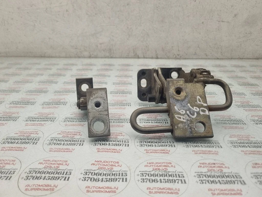 Front door hinges set 8E0831412B