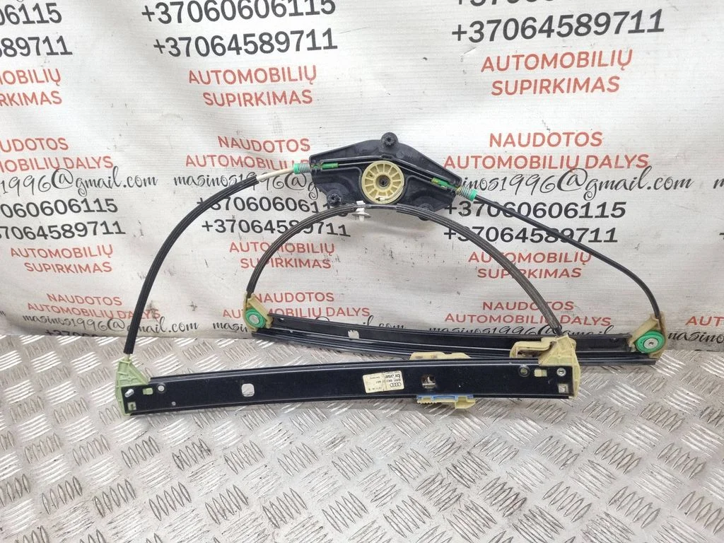 Esiukse aknatõstuk ilma mootorita 8K0837461