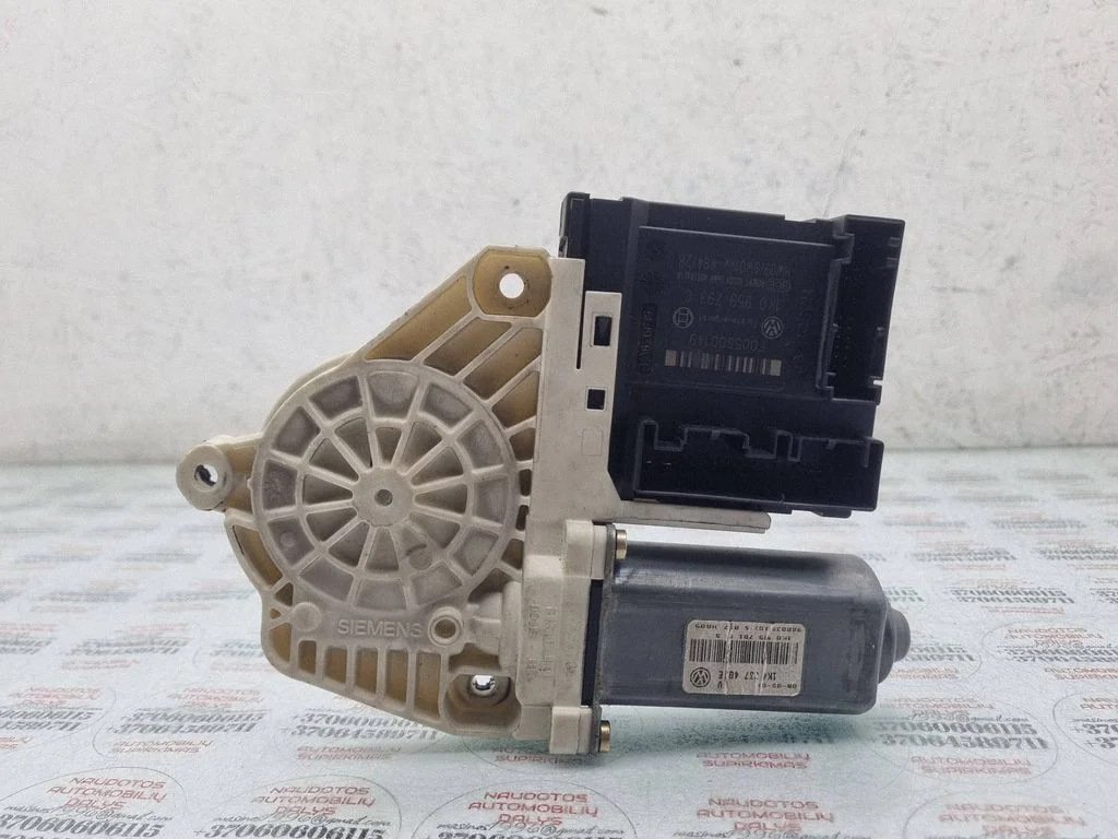 Front door window regulator motor 1K4837401E