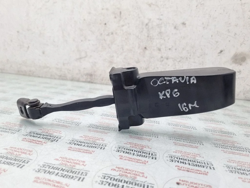 Tagaukse avamispiiraja – Skoda Octavia Mk3 (5E) (2013-2019)