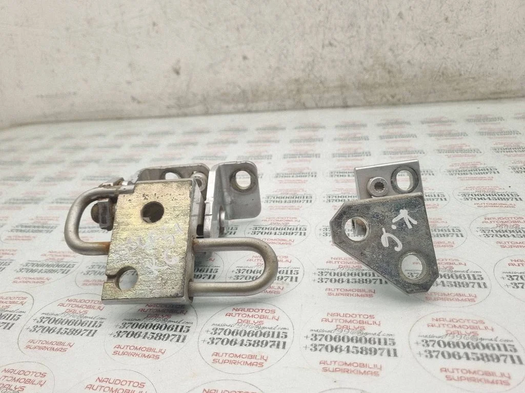 Rear door hinge set – Volkswagen Golf Plus (2005-2013)