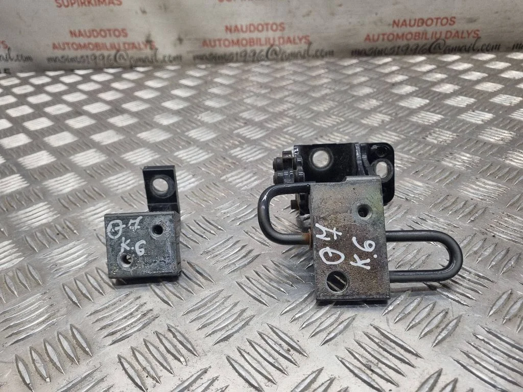 Rear door hinge set – Audi Q7 4L (2005-2015)