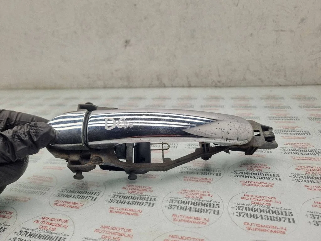 Rear door exterior handle 1K0837886
