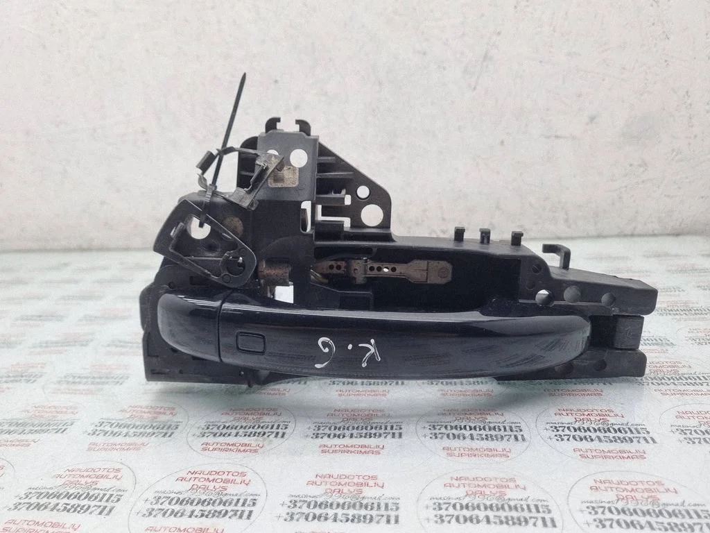 Tagaukse välimine käepide 8T0837885