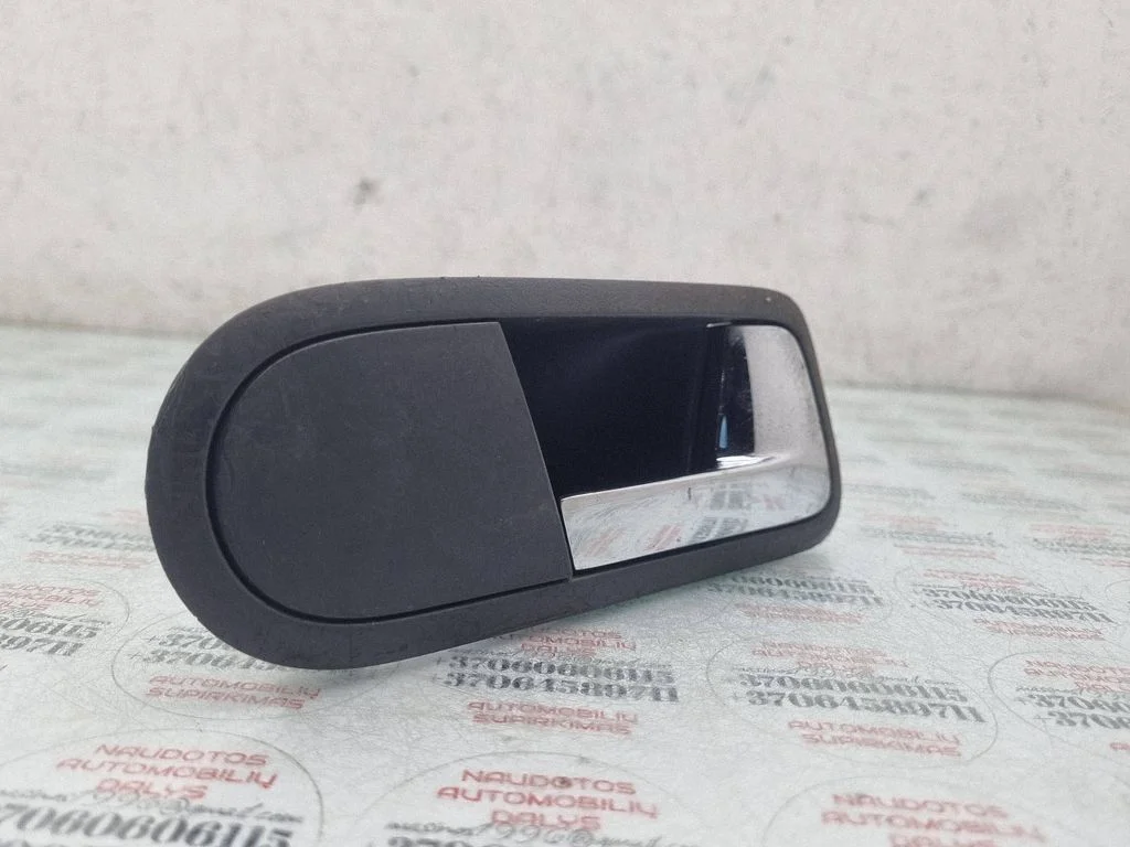 Klamka wewnętrzna drzwi tylnych 7M3837114B