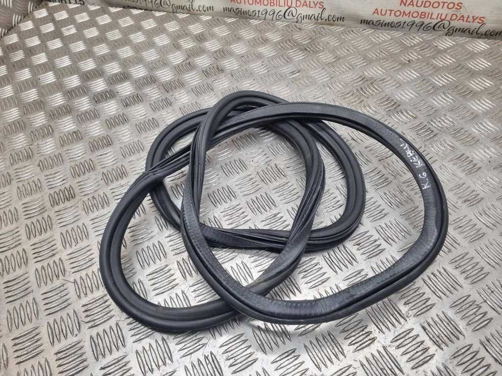 Tagaukse tihend (kere pool) – Audi A4 Allroad B8 (2008-2016)