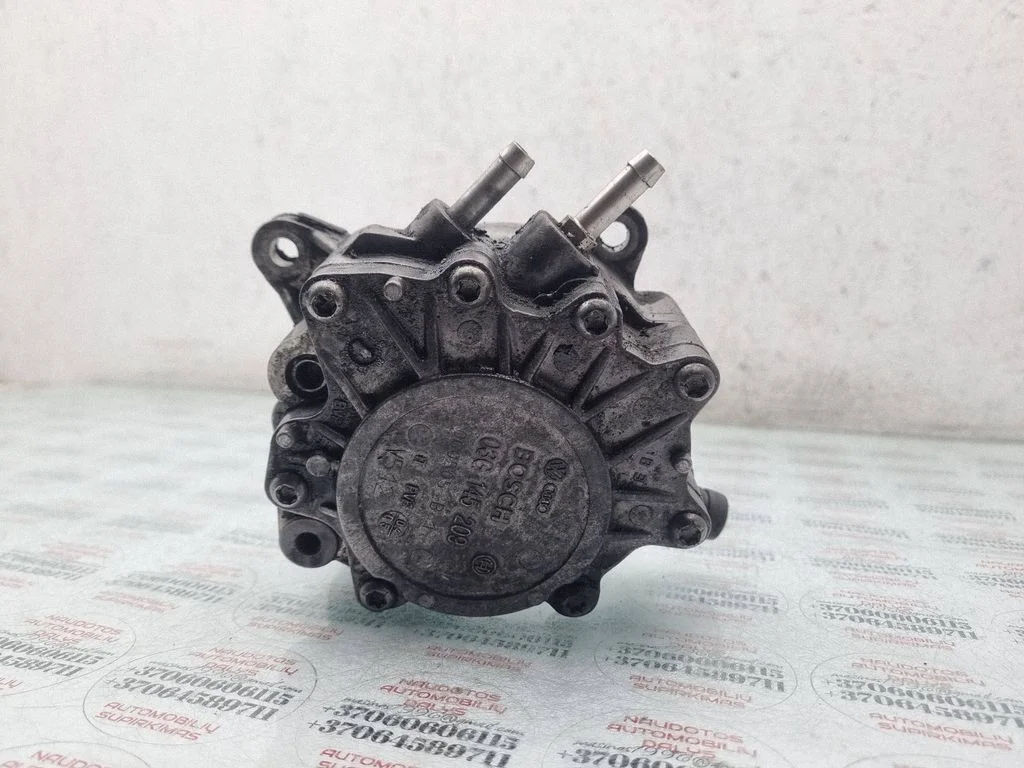 Vaakumpump 03G145209