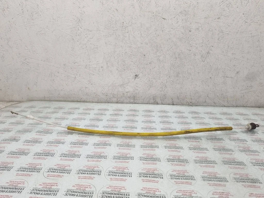 Front door cable line – Audi A3 S3 8L (1996-2003)