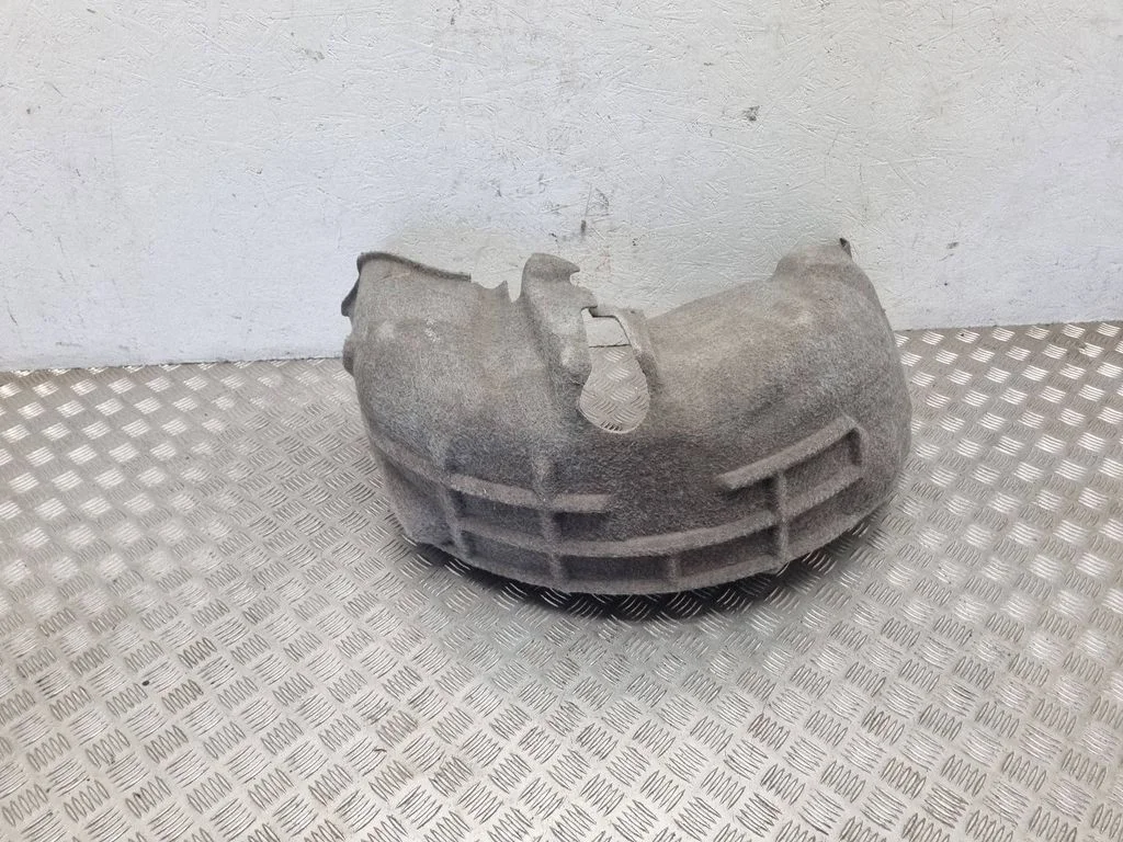 Tagumine poritiivakate 4F0810172D