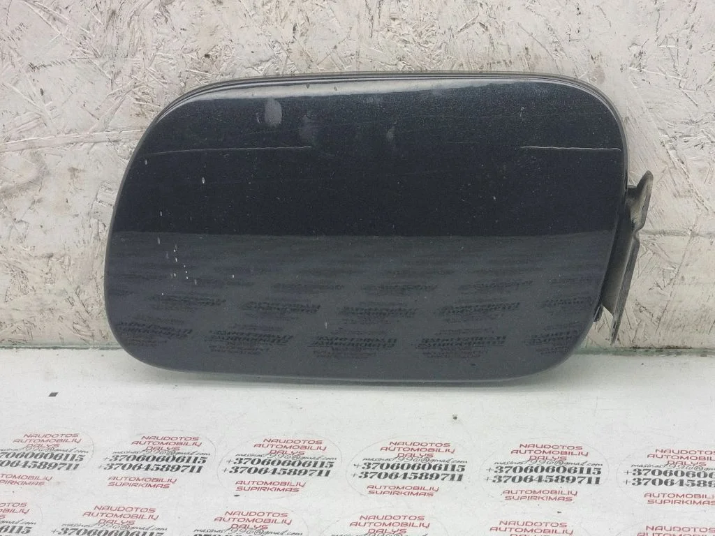 Fuel tank cap – Volkswagen Touareg I (2002-2010)