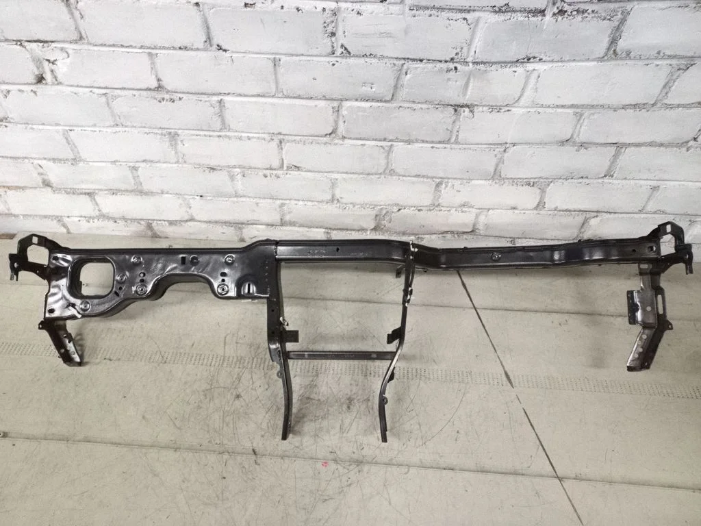 Armatuurlaua ristraam – Audi A4 Allroad B8 (2008-2016)
