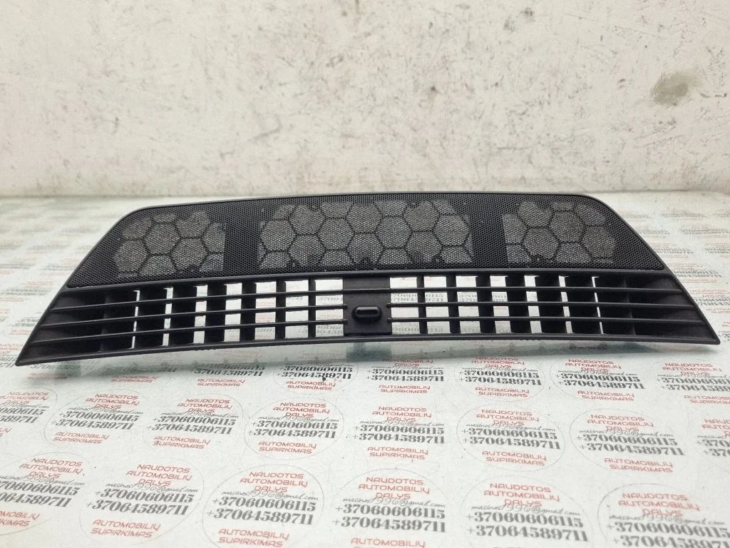Armatuurlaua õhutusresti kate – Audi A4 S4 B6 8E 8H (2001-2005)