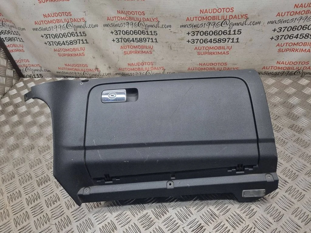 Schowek pasażera 1K1857290
