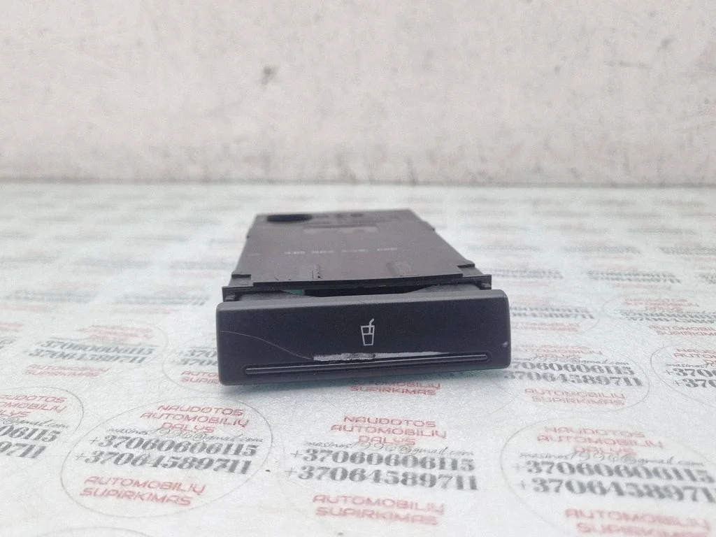 Cup holder – Audi A6 Allroad C5 (1999-2005)