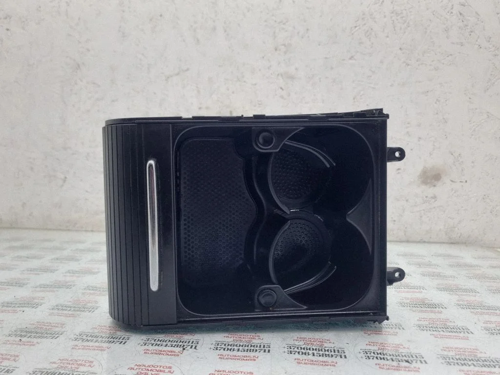 Cup holder – Volkswagen Passat CC (2008-2016)