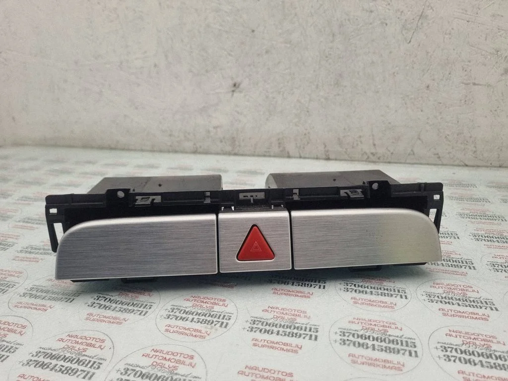 Armatuurlaua panipaik – Volkswagen Passat B6 (2005-2010)