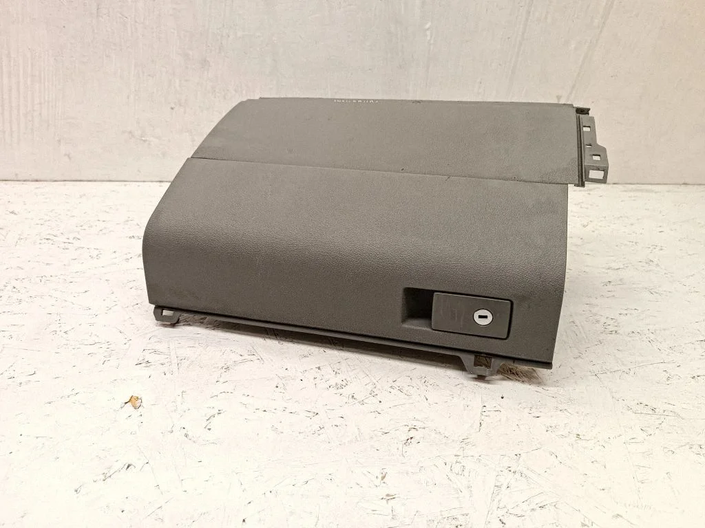 Glove box set 1T1857097C