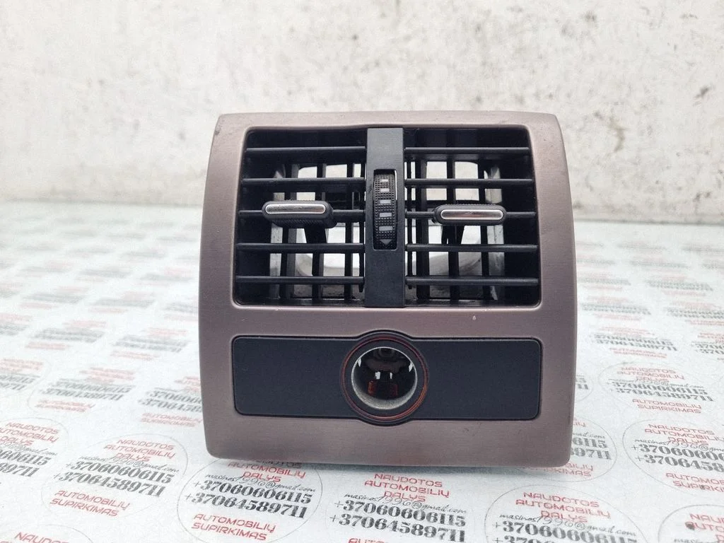 Rear air vent grill – Audi A6 Allroad C5 (1999-2005)