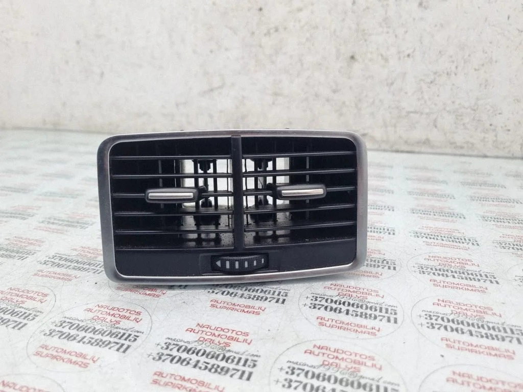 Rear air vent grill – Audi A6 Allroad C6 (2006-2011)