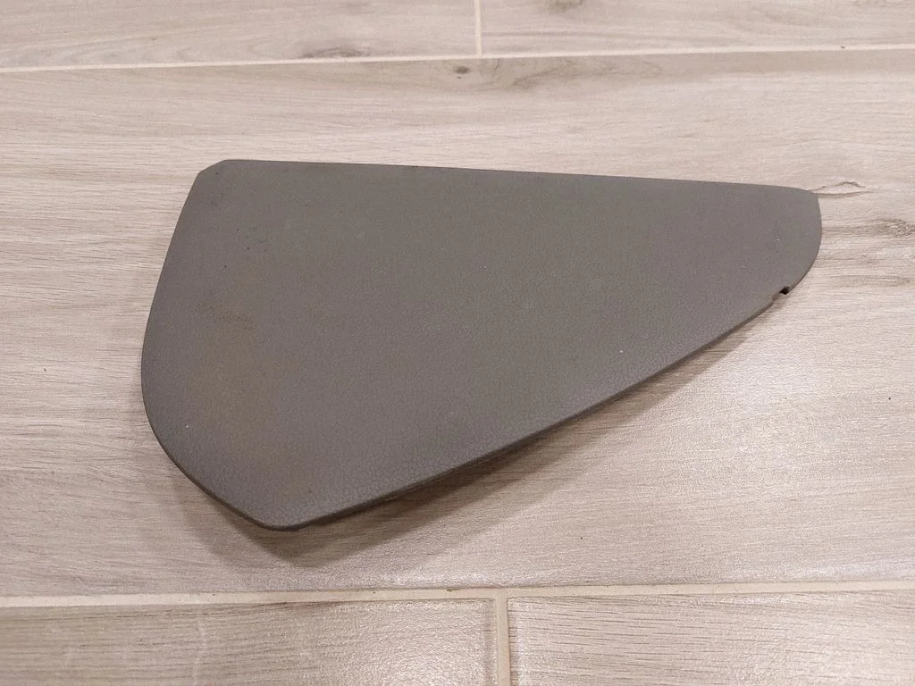 Panel deski rozdzielczej (boczny) 8K0857086