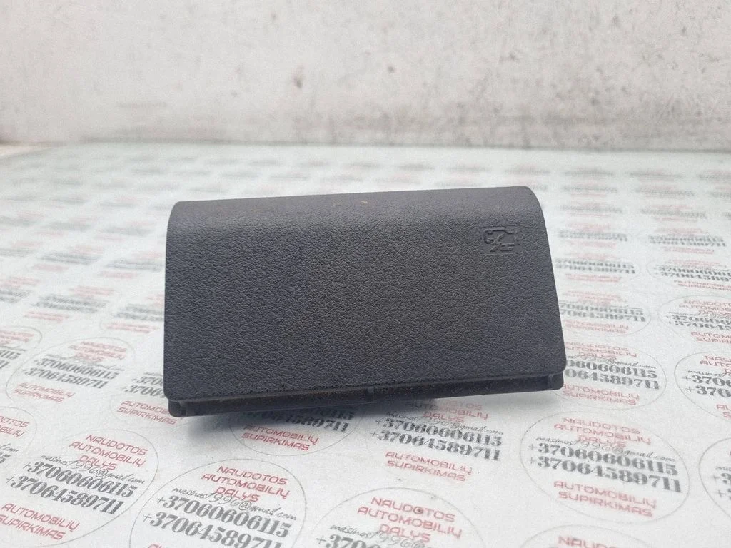 Ashtray (rear) – Audi A4 S4 B5 8D (1999-2000)
