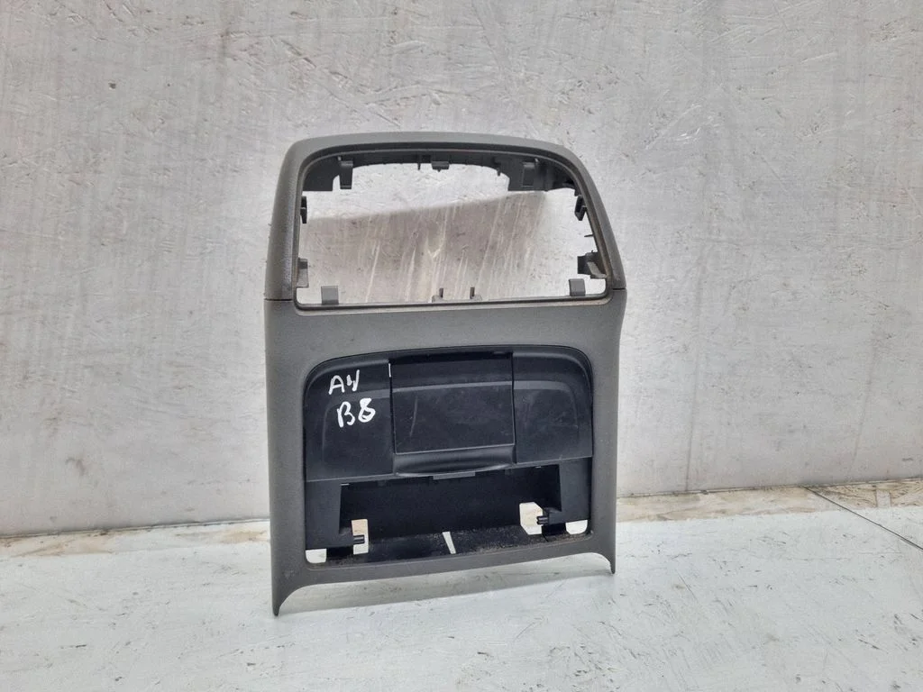 Ashtray trim (rear) – Audi A4 Allroad B8 (2008-2016)