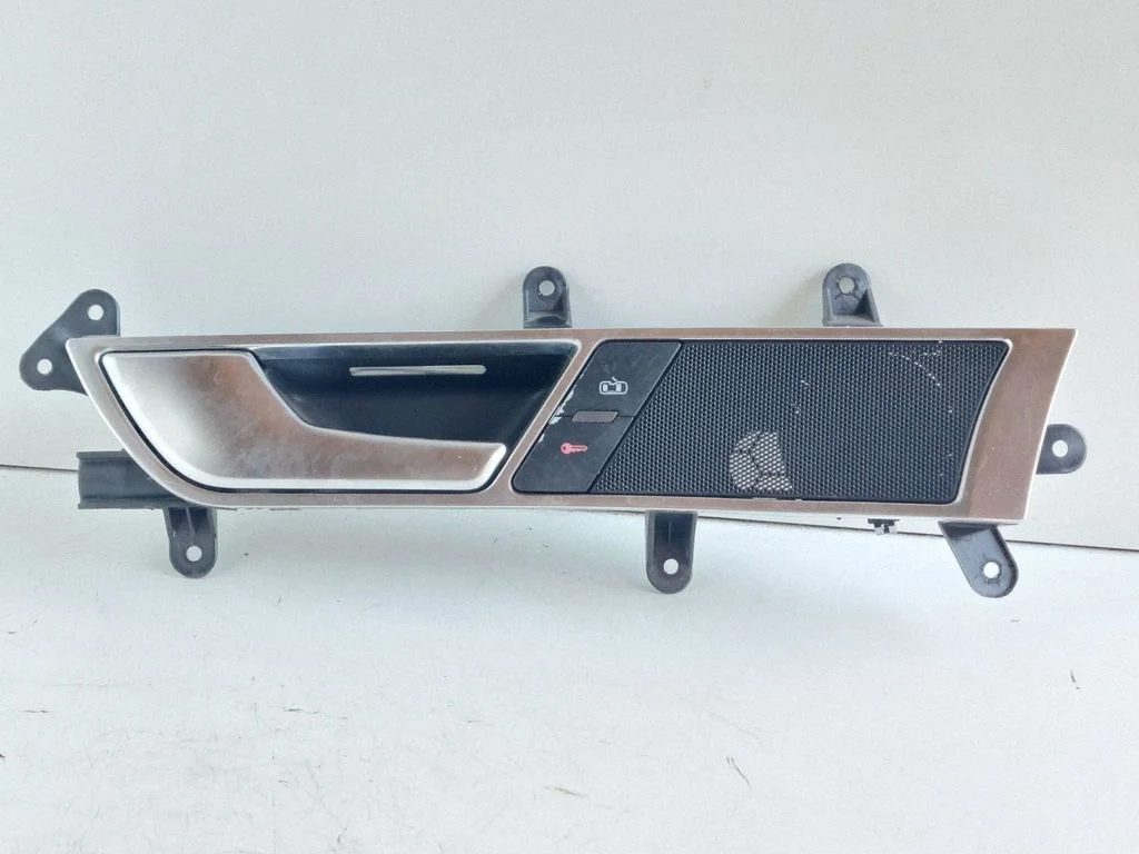 Front door interior handle – Audi A6 Allroad C6 (2006-2011)