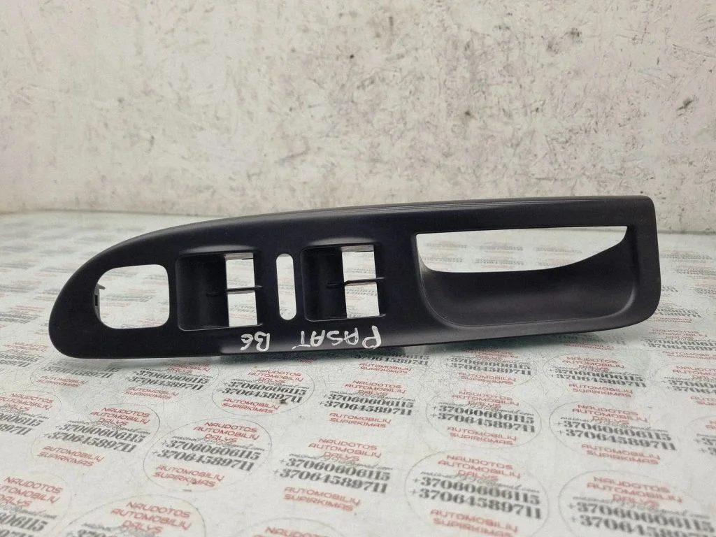 Front door window switch trim 3C1867171B