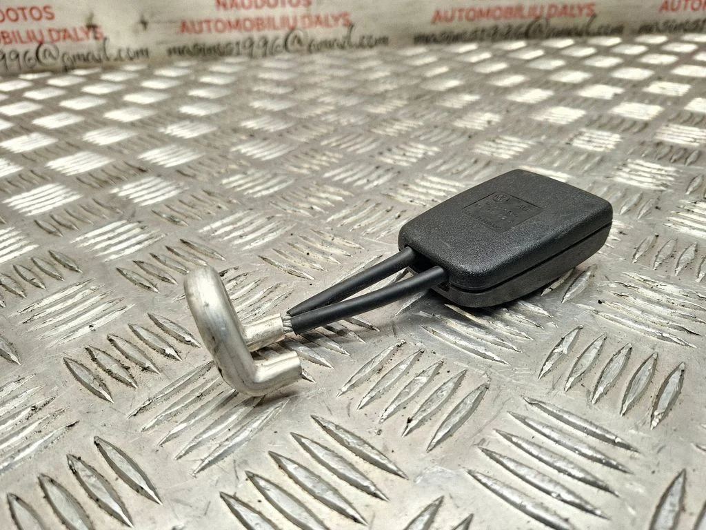 Tagumise turvavöö pannal 3B0857740