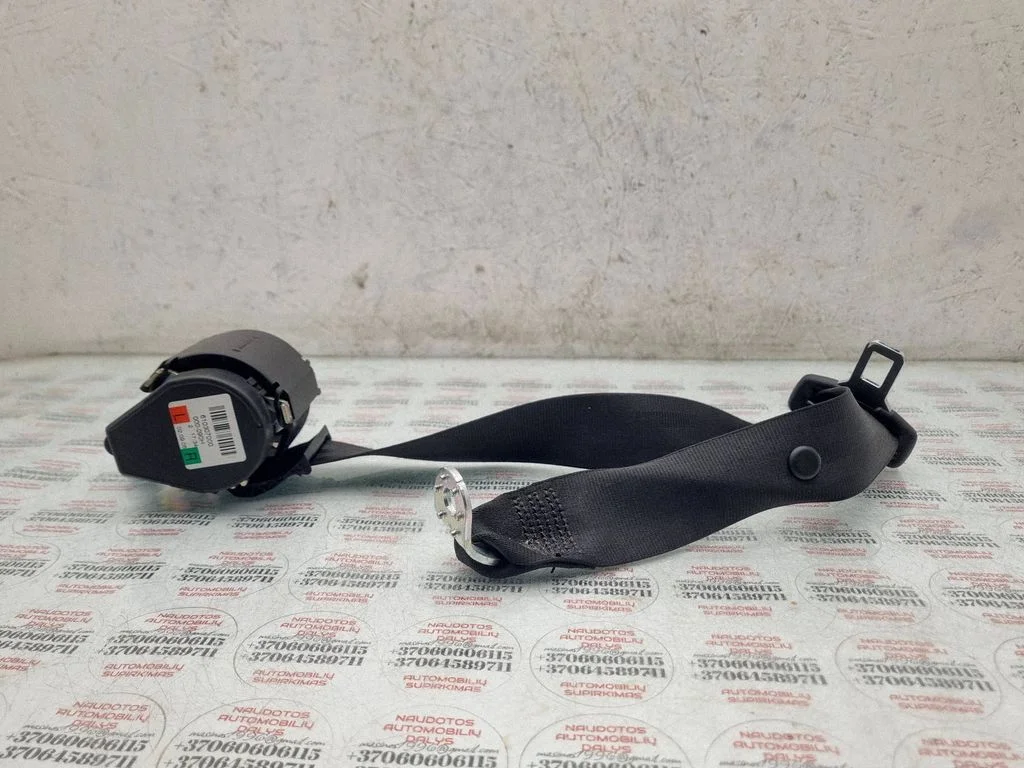 Rear seatbelt – Audi A4 Allroad B8 (2008-2016)