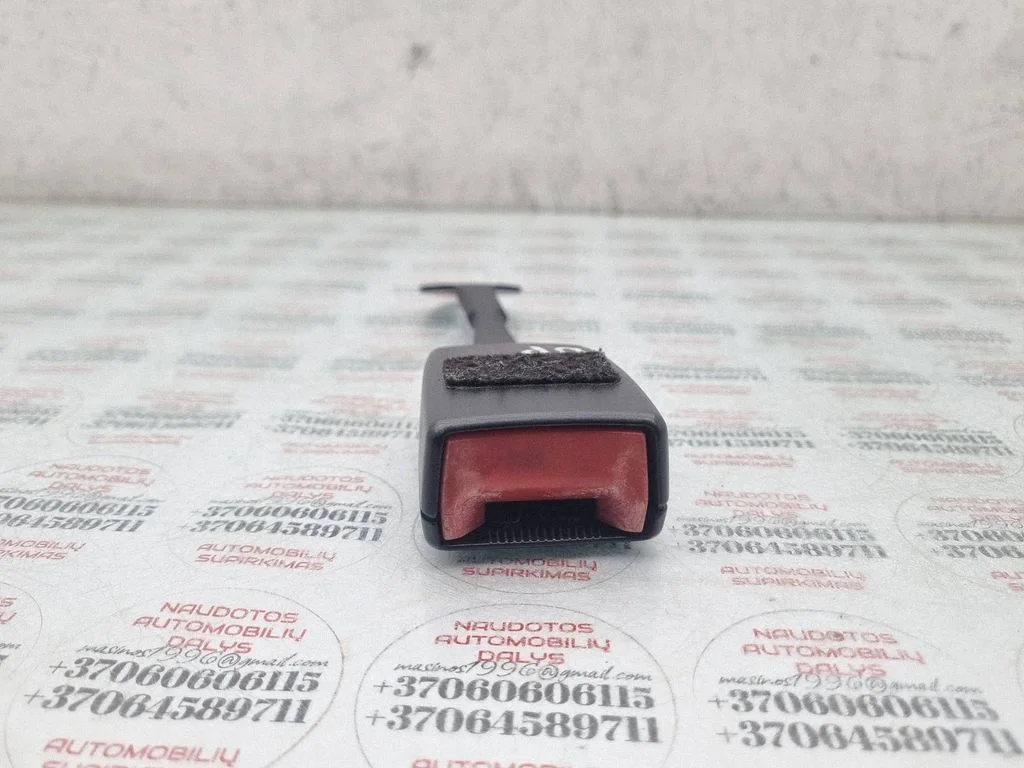 Front seatbelt buckle – Audi A4 S4 B6 8E 8H (2001-2005)
