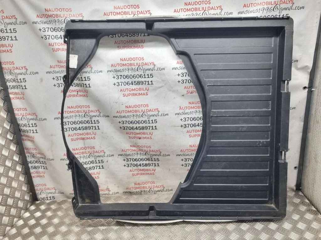 Osłona wnęki koła zapasowego – Seat Exeo (3R) (2008-2013)