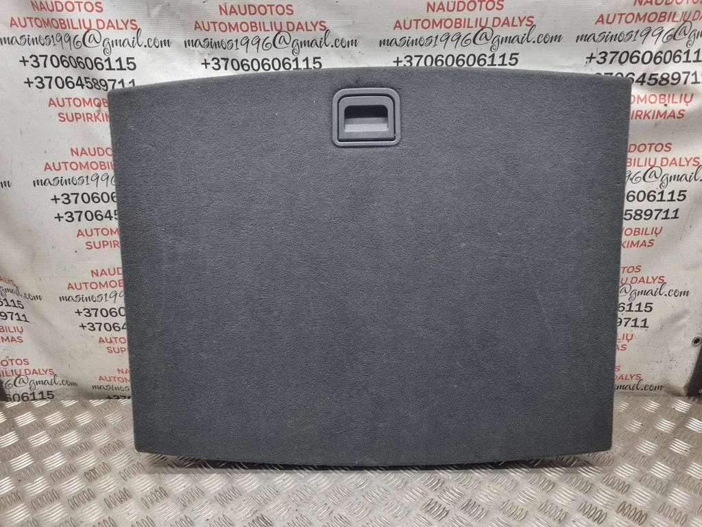 Trunk/boot floor carpet liner