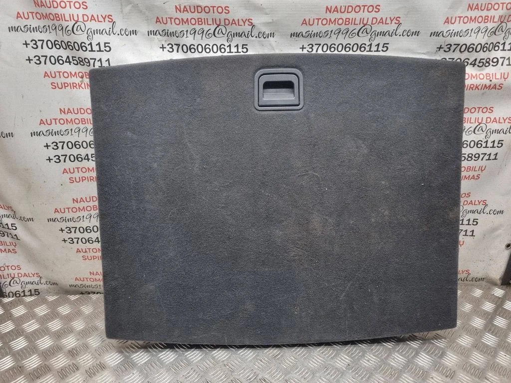 Trunk/boot floor carpet liner 8K9861531