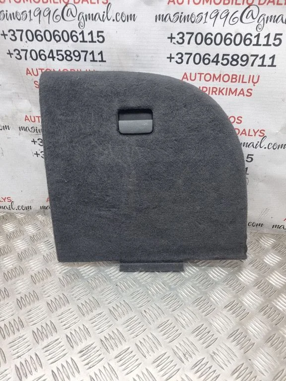 Trunk/boot trim cover – right