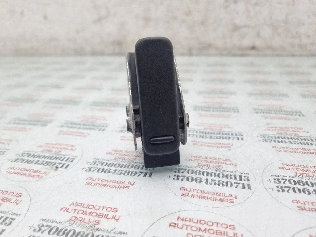 Kinnituskonks / -aas – Skoda Octavia Mk3 (5E) (2013-2019)