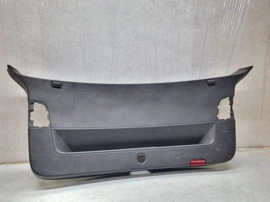Tailgate/boot lid cover trim 5M0867601