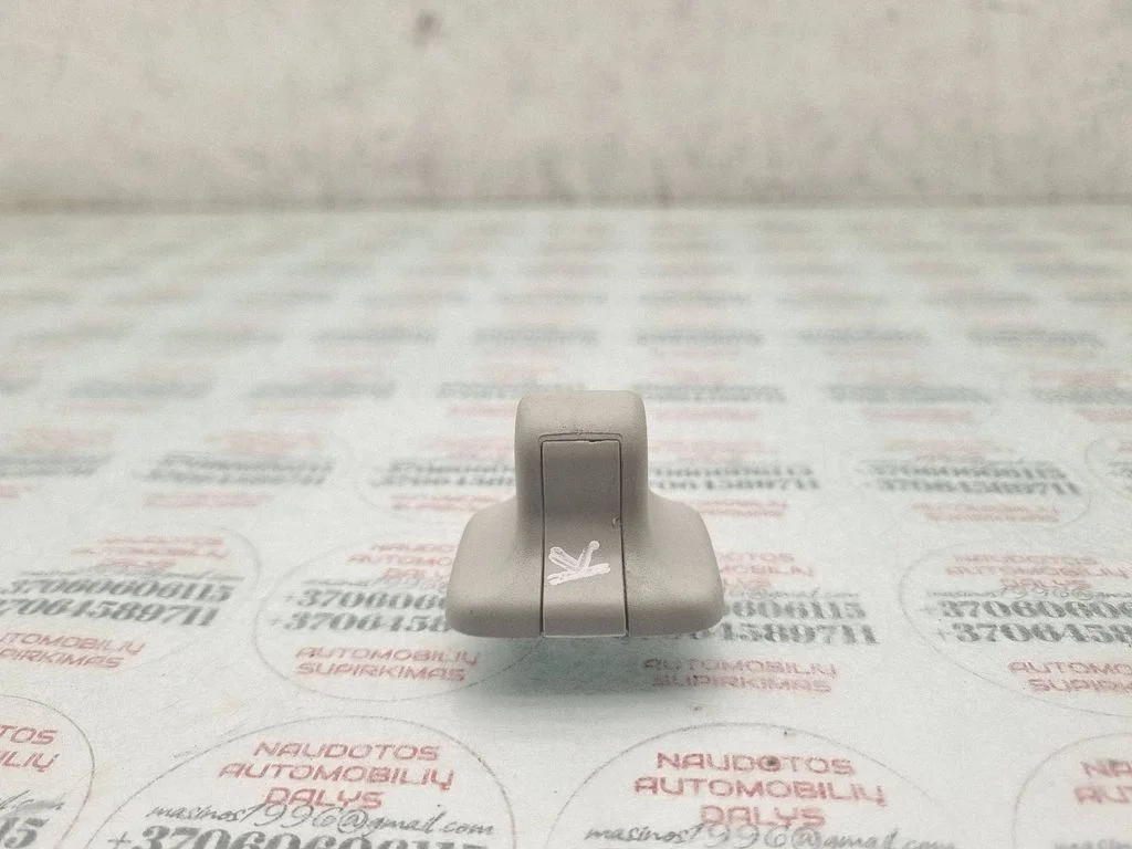 Sun visor clip/hook/bracket 1K0857561B
