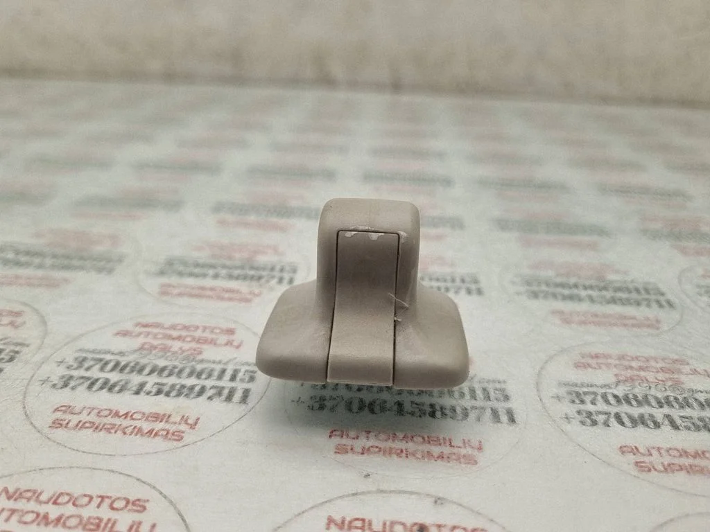 Sun visor clip/hook/bracket 1K0857561B
