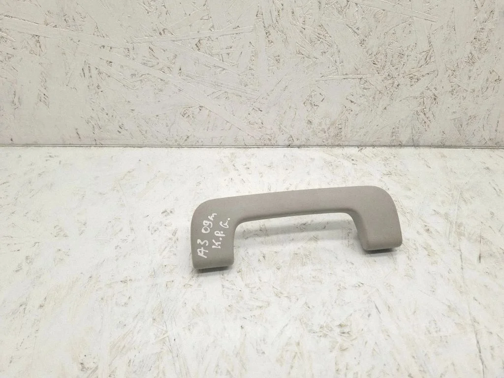 Tagumine lae käepide 8P0857607C