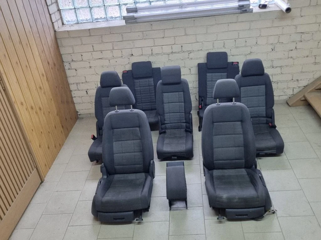 Interior set – Volkswagen Touran I (2003-2010)